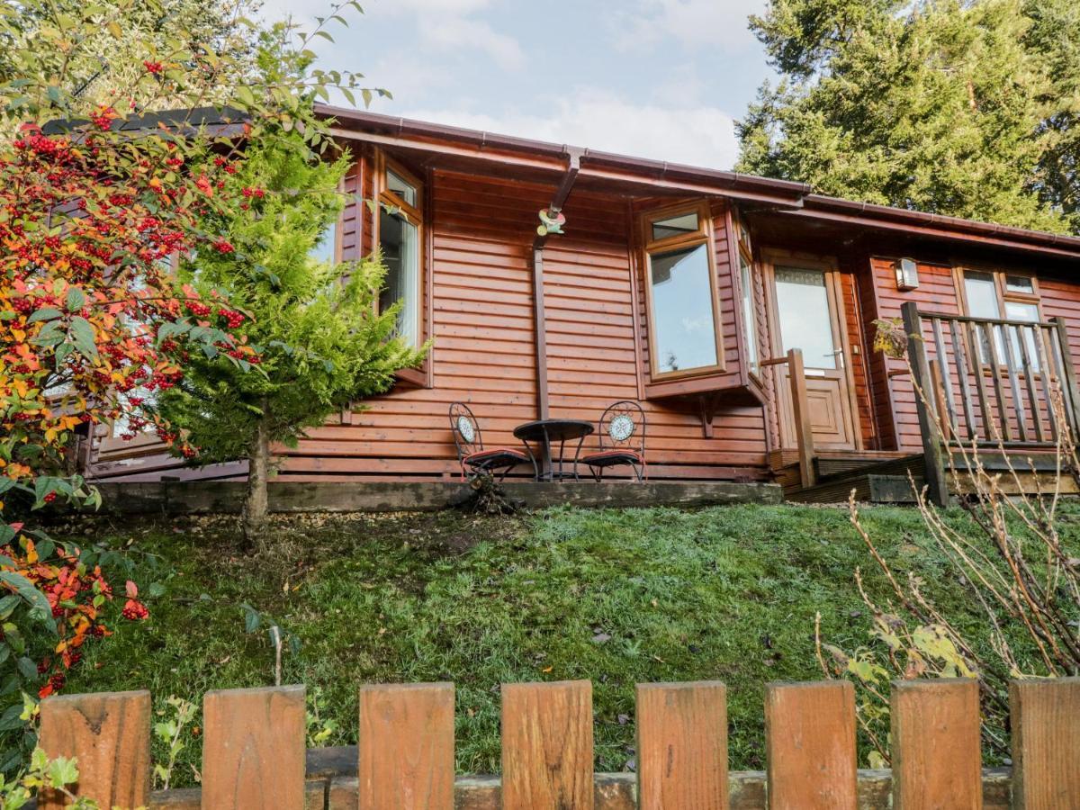 The Wee Lodge Glendevon Exterior photo